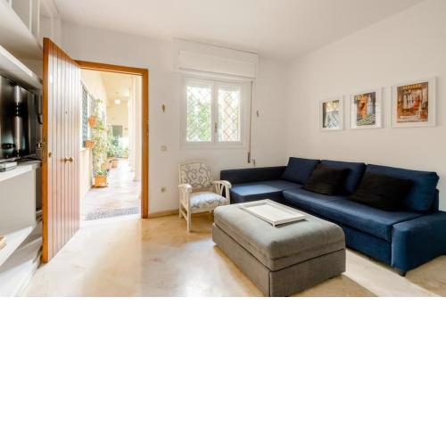 Cozy&quiet Apt in SanVicente st Andalusian patio