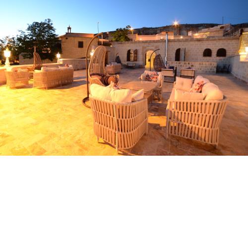 Crassus Cave Hotel