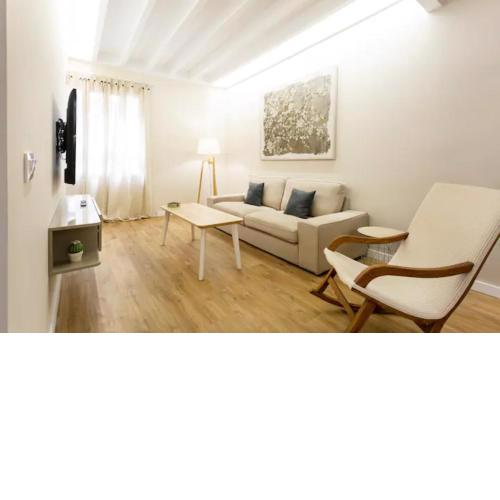 Cream homes La Rambla, TURISMO DE INTERIOR