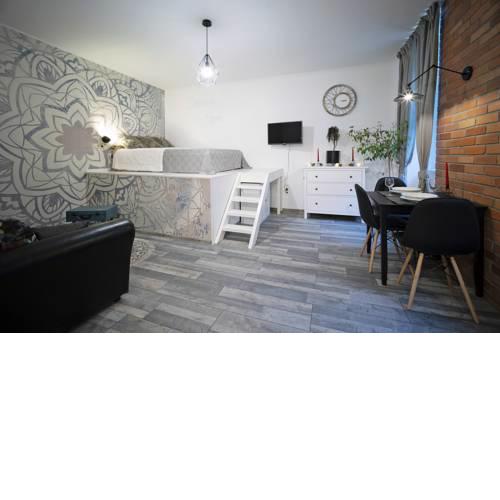 Creative Apartment - Akácfa 57.