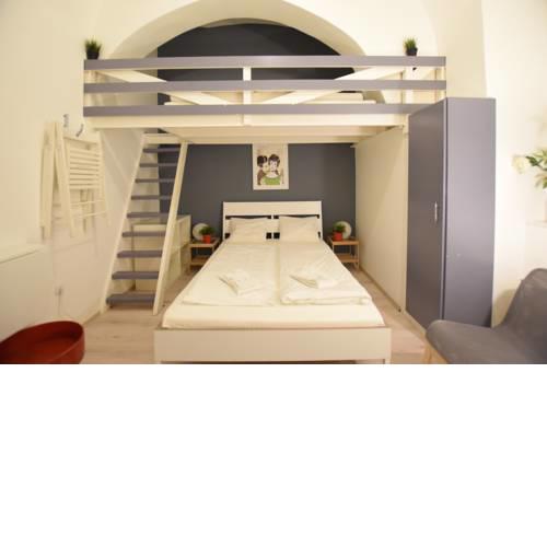 Creative Apartment - Hold street market