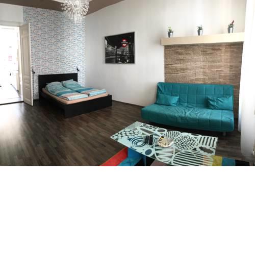 Creative Apartment - Kiraly street