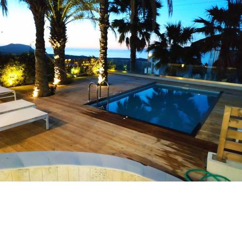 Cretan Luxury Villa by Smaris Collection