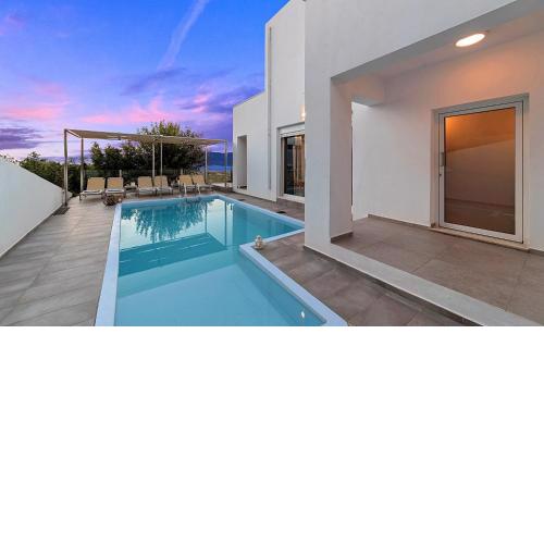 Cretan Sunset Villa Heated Pool