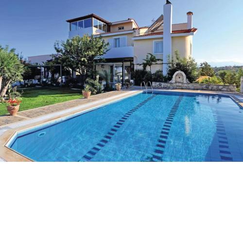 Crete's Hidden Treasure: Family Villa with Pool and Majestic Views
