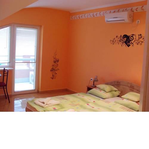 Cristian Apartman