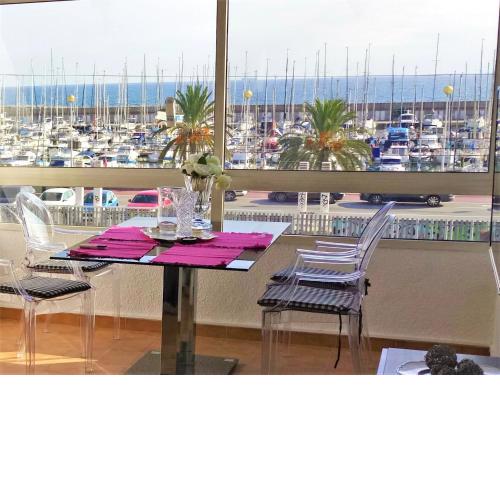 Cristina Port & Beach - Apartment