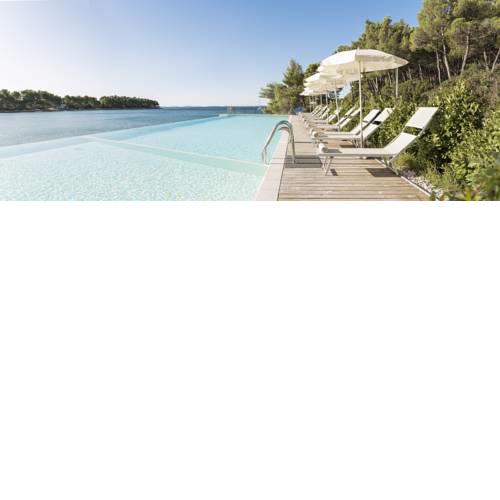 Crvena Luka Hotel & Resort