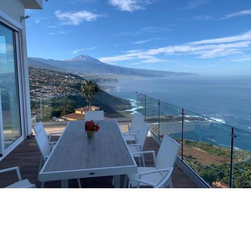 Crystal Ocean Villa