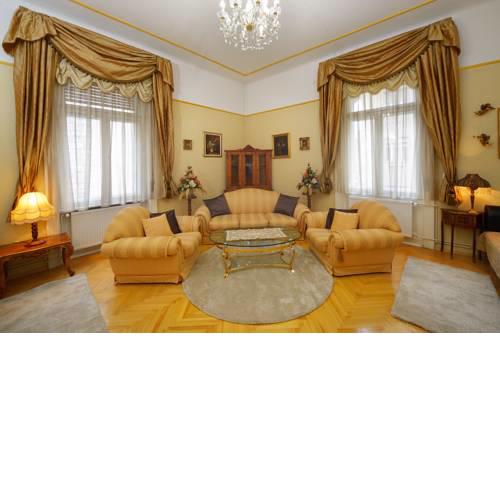 Csanády Apartman