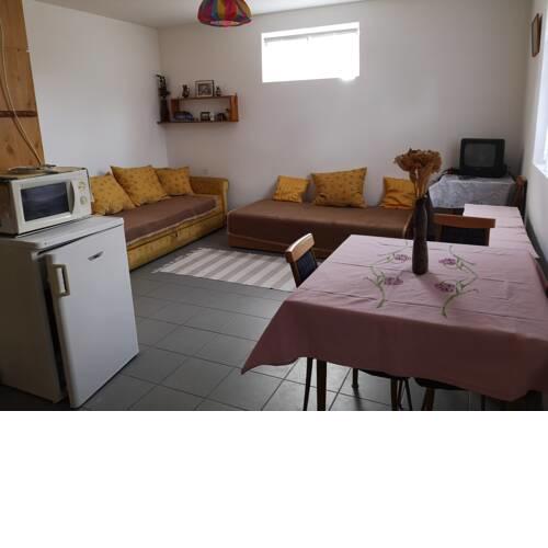 Cseresznyés Apartman