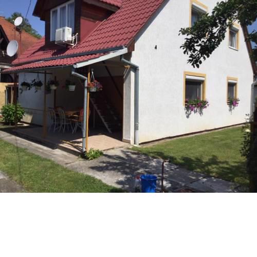 csillag apartman földszint