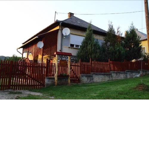 Csipkés Apartmanház