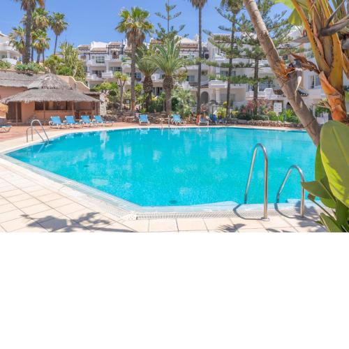 CT 214- Faro's Matchroom Boutique Apartment - II