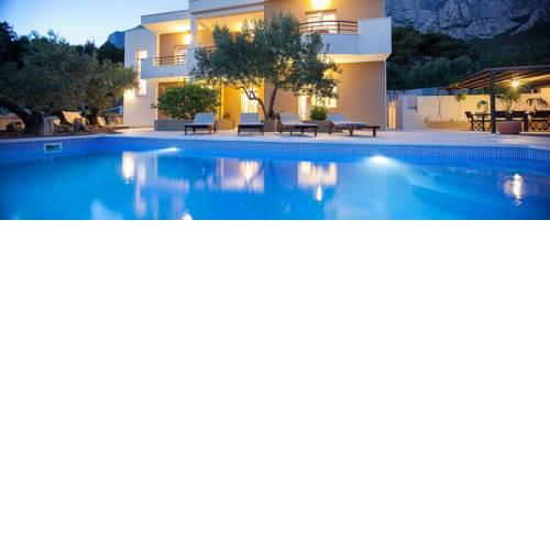 ctma104/ Holiday house with private pool