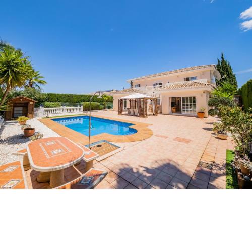 Cubo's Villa Dovecote Las Delicias