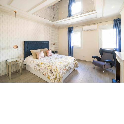 Cuidadosamente decorado apartamento junto al metro