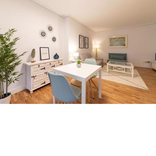 Cute and comfy apartment by Cisan Rentals