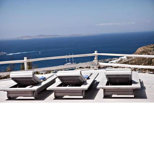 Cyan Villa