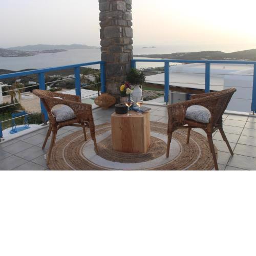 Cycladic Villa With Amazing View