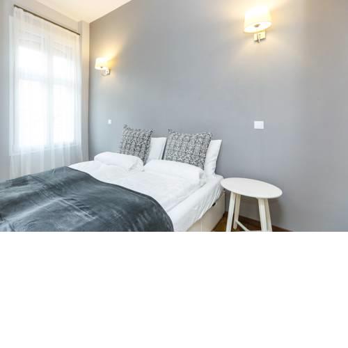 D8 Design Apartment & Studio