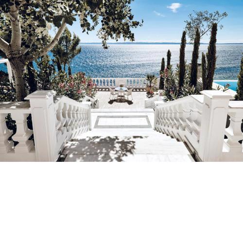 Danai Beach Resort & Villas