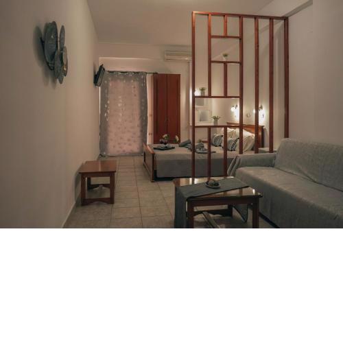 DANDOLOS STUDIOS