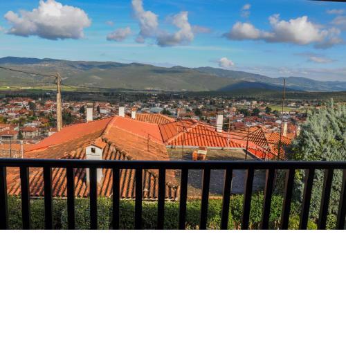 Dandy on the hill Parnassus - Stunning View - Fireplace - Parking
