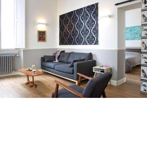 Dandy Suite on the Arno River