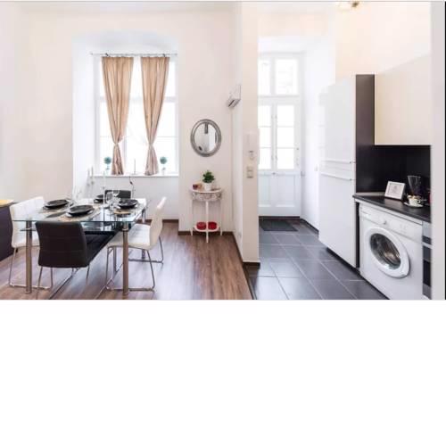 Danube Riverside Luxury Apartment