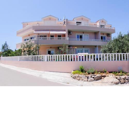 Darijan Apartments