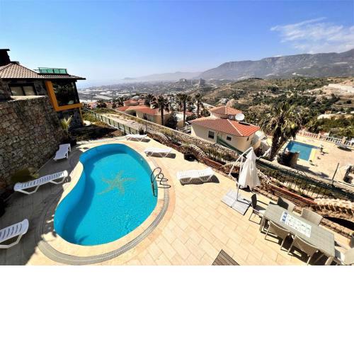 Dazzling Villa with Private Pool in Alanya