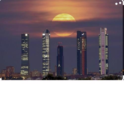 De Frente a 4 torres, Habitación con baño