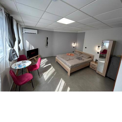 Debbies rooms 8