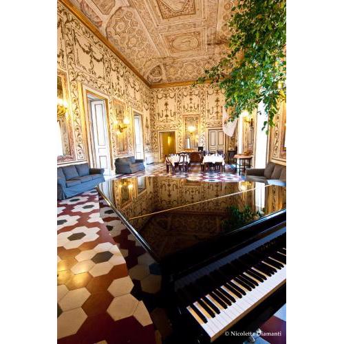 Decumani Hotel De Charme