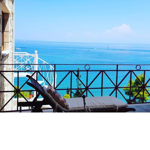 Deep Blue Villas