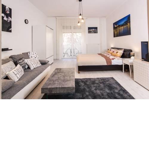 Del Mar Apartment