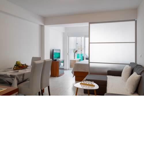 Delhunia Apartment