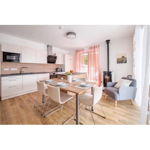 Deluxe Apartment Lipno - Lake Side Village, Frymburk nad Vltavou