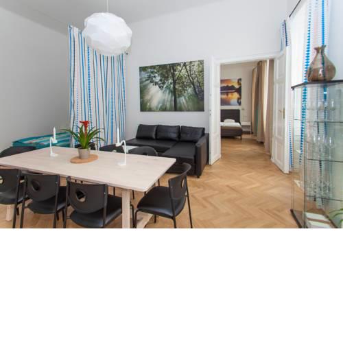 Deluxe Apartment with 3 Rooms - Hegelgasse 17 -