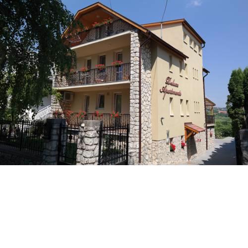 Deluxe Apartments