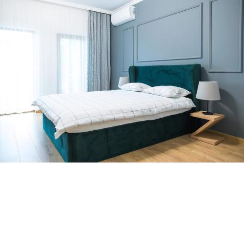 Deluxe Central Rooms
