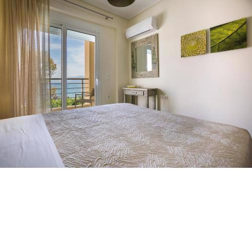 Deluxe Kefalonia Apartment Apartment Leyland 1 Bedroom Pool and Sea View Karavomilos