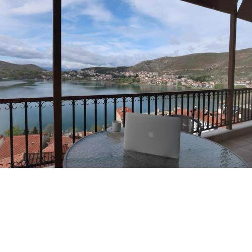 DeLuxe View Kastoria - city center apartment