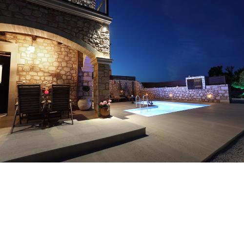 Deluxe Villa LaCasa 2 with Private Pool