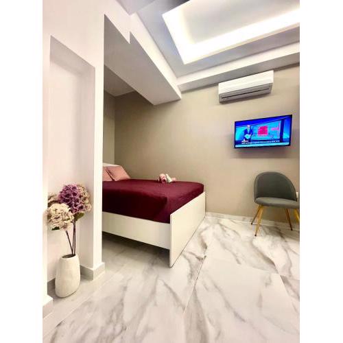 Demetrios Apartments