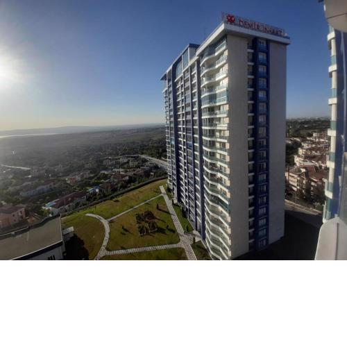 Demir La Vida Apartment