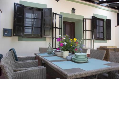 Demizson Apartman
