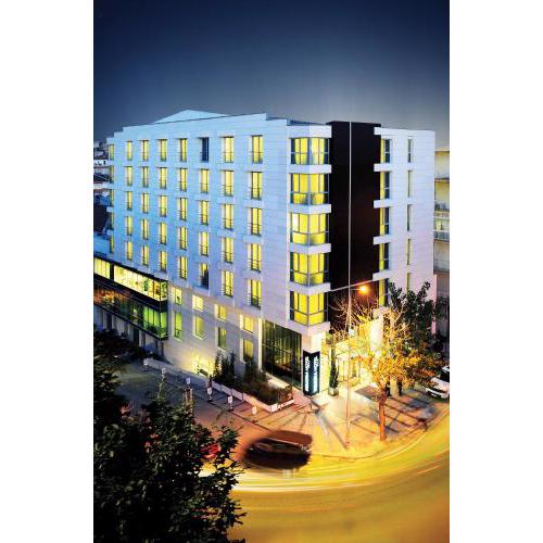 Demora Hotel