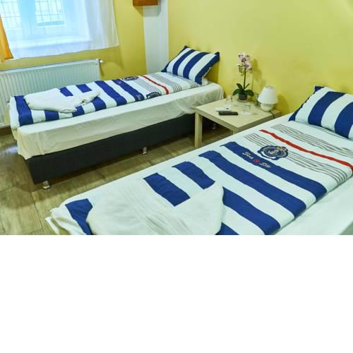 Deniz Pension